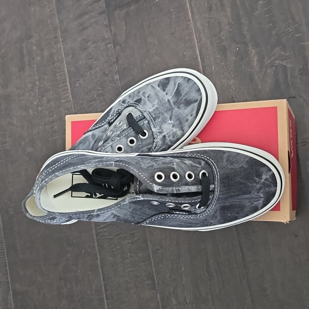 Brand new distressed Vans authentic
